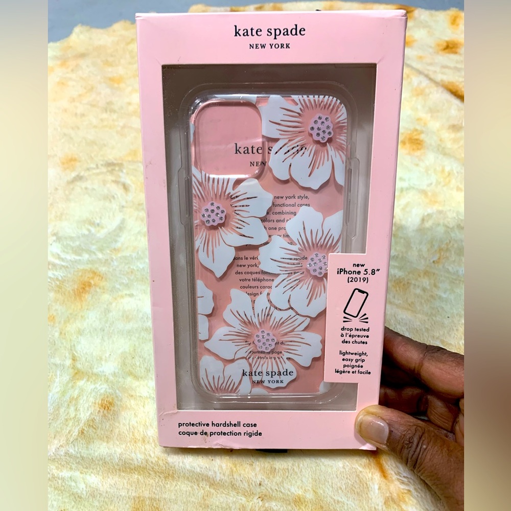 Kate Spade ♠️ iPhone 11 Pro or iPhone 5.8” (2019)